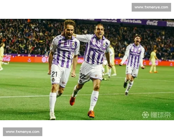 拉科鲁尼亚官宣佩克续约至 2030 年 5+3 合同 + 解约金提升巩固核心地位 拉科鲁尼亚官宣佩克续约至 2030 年 5+3 合同 + 解约金提升巩固核心地位